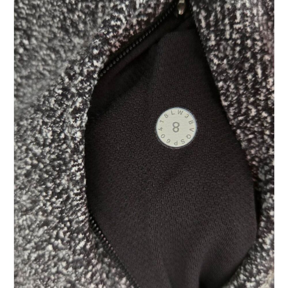 Lululemon Runderful Long Sleeve Size 8 Reconnect Jacquard White Black Top - Picture 10 of 11